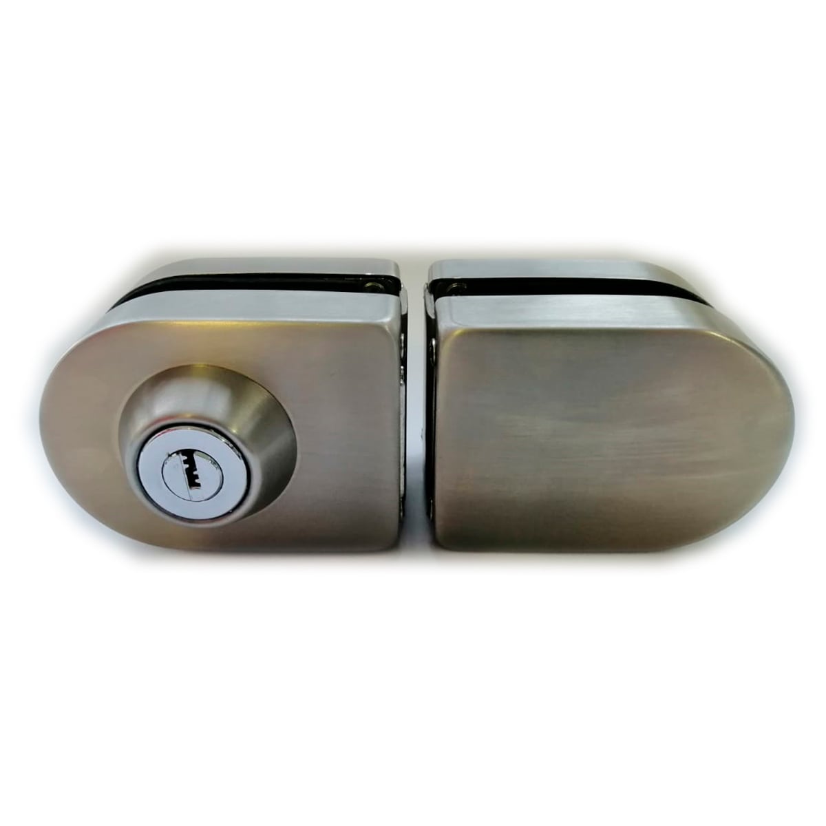 6.CERRADURA SOBREPONER MEDIA LUNA VIDRIO-VIDRIO-min